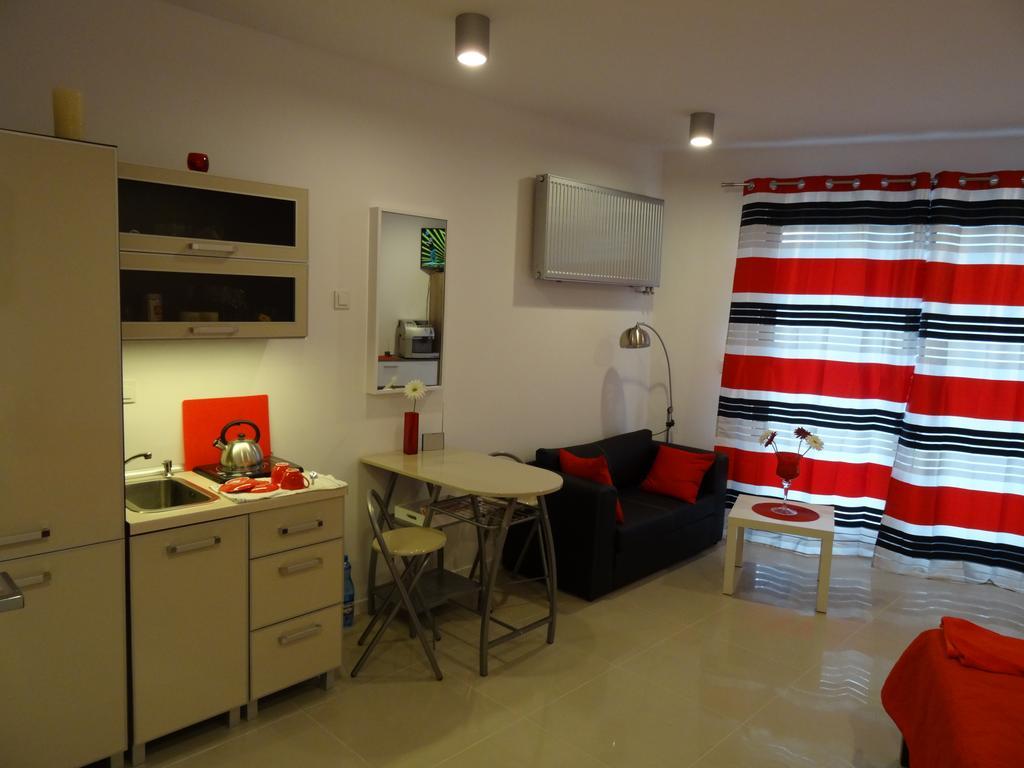 Apartamenty Metro Mlociny Варшава Номер фото