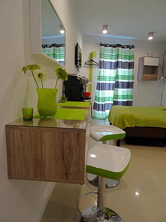 Apartamenty Metro Mlociny Варшава Номер фото
