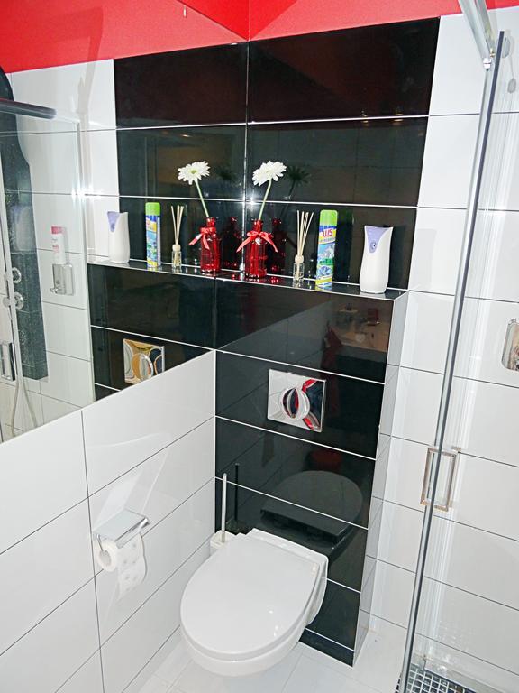 Apartamenty Metro Mlociny Варшава Номер фото